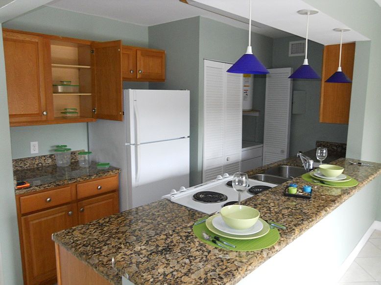 1st image of 4537 Treehouse Ln #H