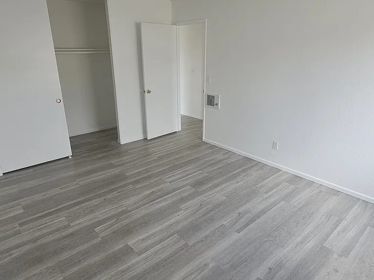 3242 W Orange Ave #6 — Photo 9