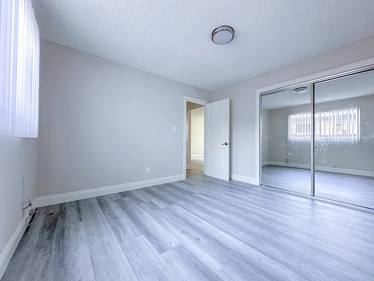 831 S Greenwood Ave #23 — Photo 13