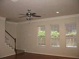 4th image of 3011 W Park At Fairdale