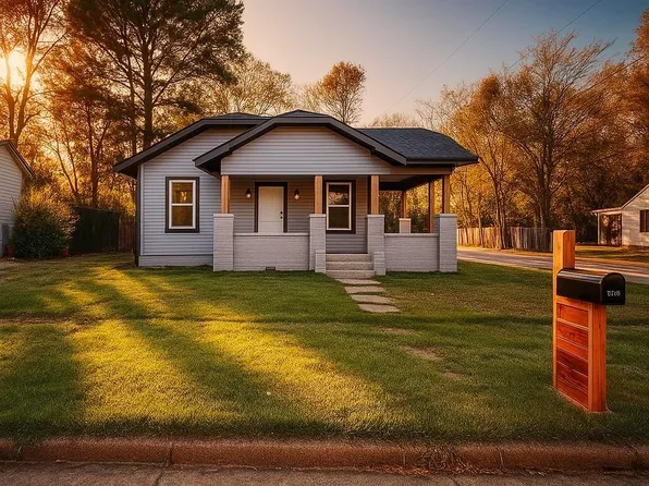 411 N West St, Morrilton, AR 72110