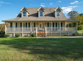 201 Conde Pl, Hendersonville, NC 28739