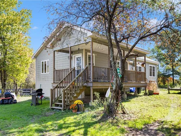 955 Seven Mile Rd, Hope, RI 02831