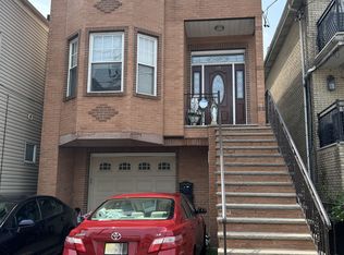 414 Cliff St Floor 2, Fairview, NJ 07022