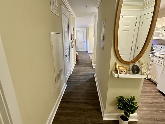 5th image of 3934 Cherokee Woods Way APT 303