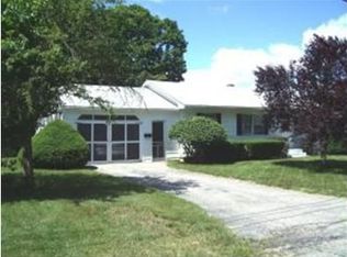 6 Celeste St, Nashua, NH 03064