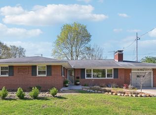 521 Fairlawn Dr, Columbus, OH 43214