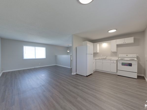 341 N Hoover Ct