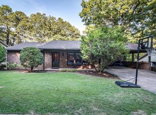 7 Edgestone Rd, Little Rock, AR 72205