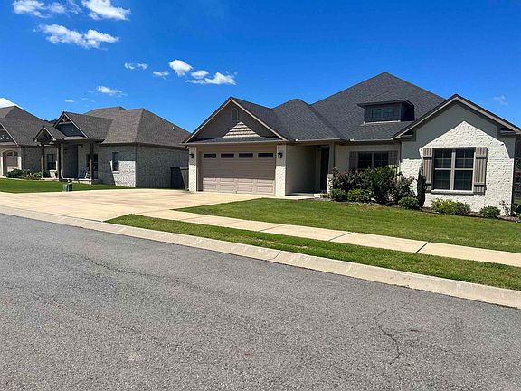 5th image of 1905 Pecan Creek Dr
