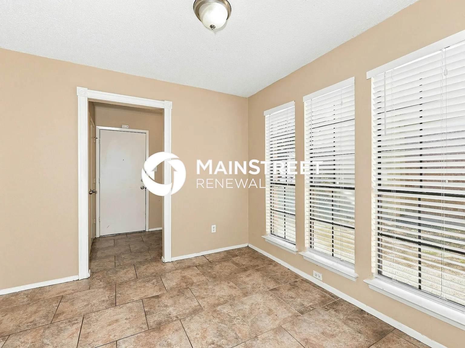 4413 Lorraine Ave — Photo 4