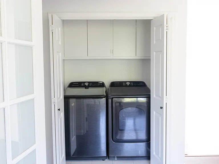 652 Charleston Ct — Photo 20