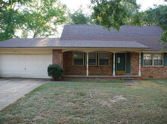 2nd image of 215 Eastwood Dr