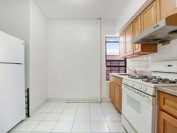 5th image of 6711 Fort Hamilton Pkwy #C44