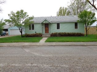 152 W Pittsburg St, Guernsey, WY 82214