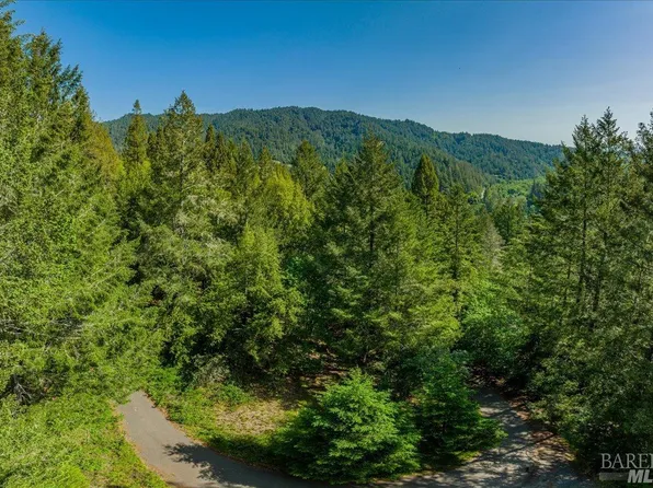 124 Marigold Lane, Forestville, CA 95436