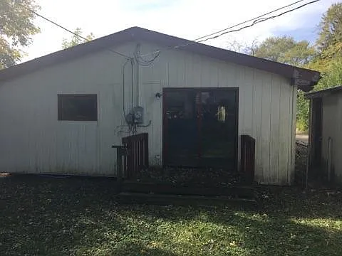 1023 Tacoma St photo 1