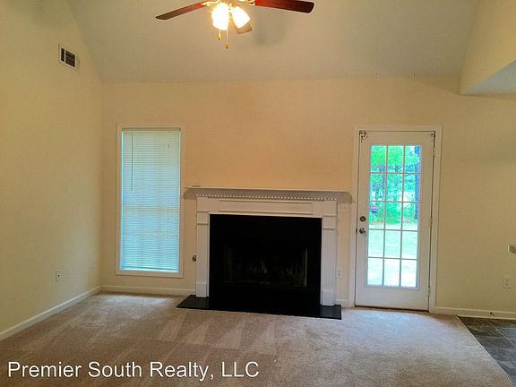 4th image of 238 Long Dr