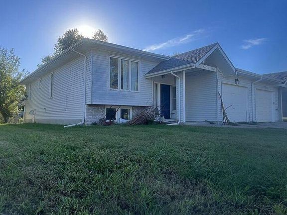 2nd image of 2664 Seaton St
