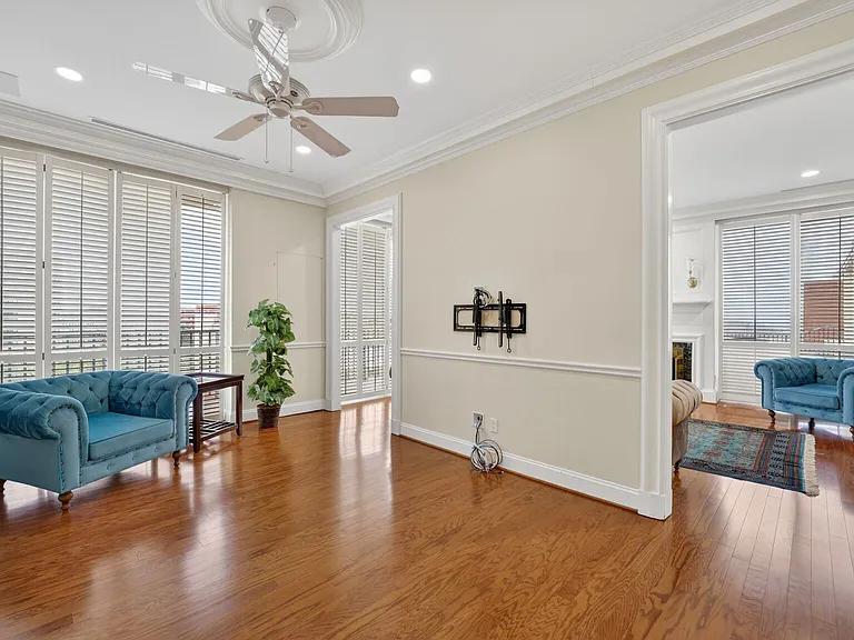 1300 Army Navy Dr #Penthouse 3 — Photo 6