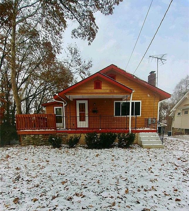 1st image of 186 The Brooklands Ave