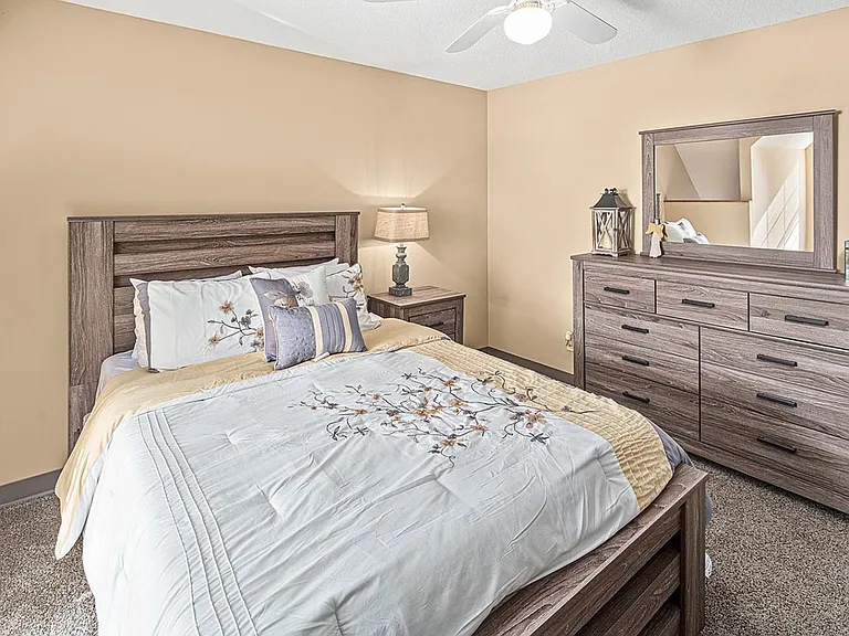 Fairway Meadows Townhomes — Photo 34