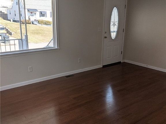 5th image of 112 Bellview St