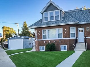 5222 N Loring Ave #1, Chicago, IL 60630