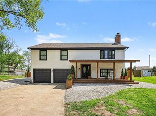 2413 W Post Oak Rd, Olathe, KS 66061