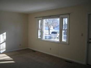 2nd image of 203 Drury Ln