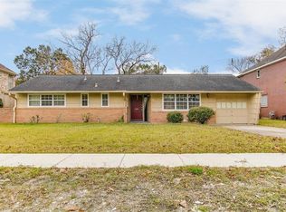4529 Merrie Ln, Bellaire, TX 77401