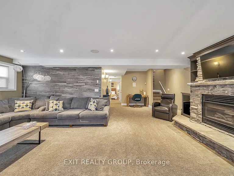 1531 Foxboro Stirling Rd — Photo 26