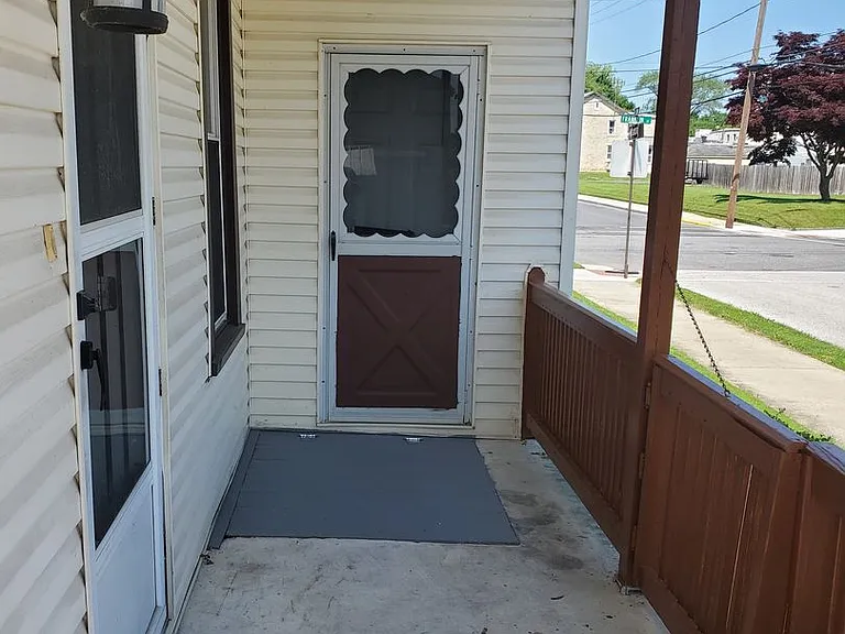 254 Franklin St — Photo 9
