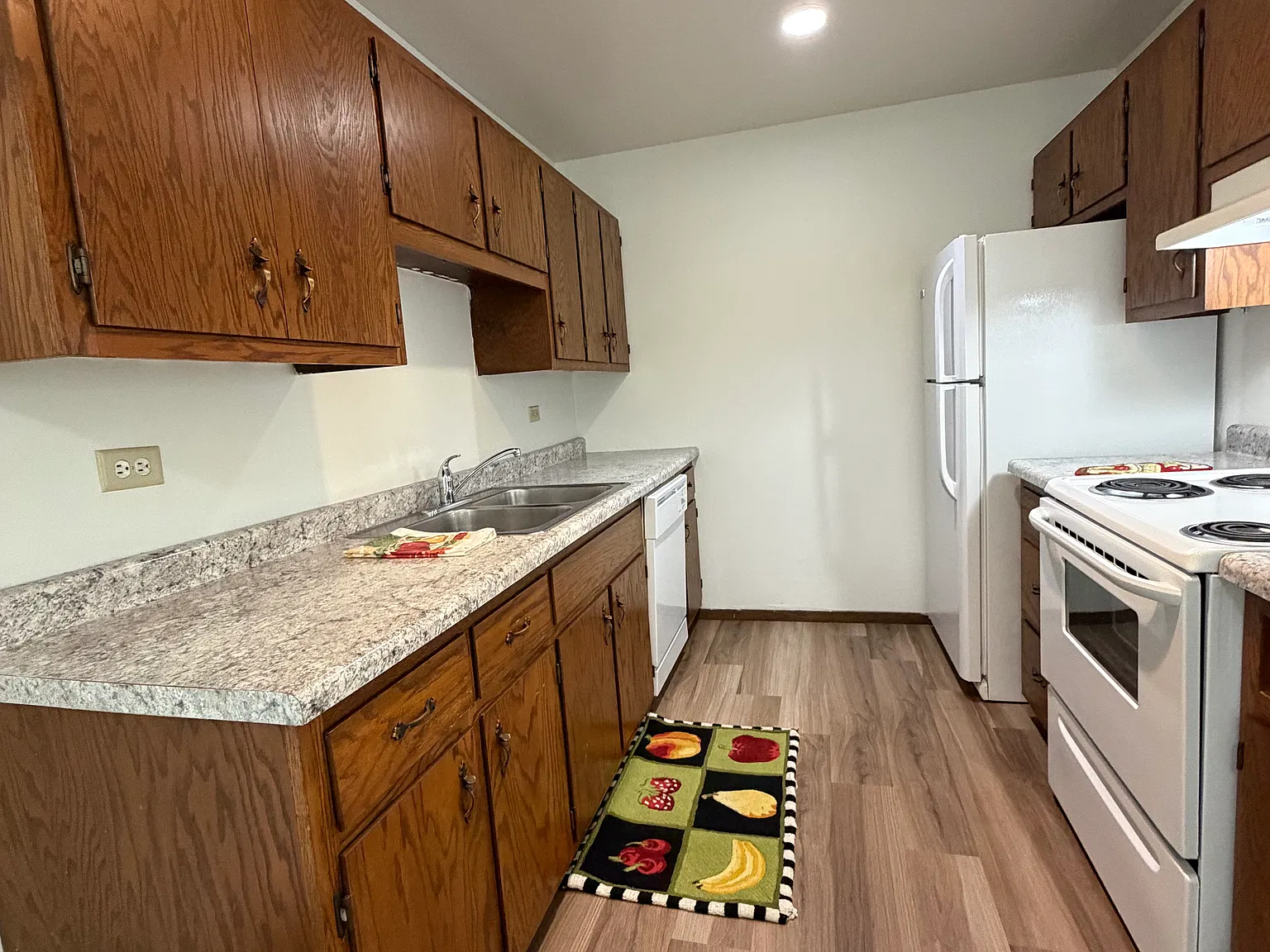 2 bed, 850 sqft, $1,495 — Photo 4
