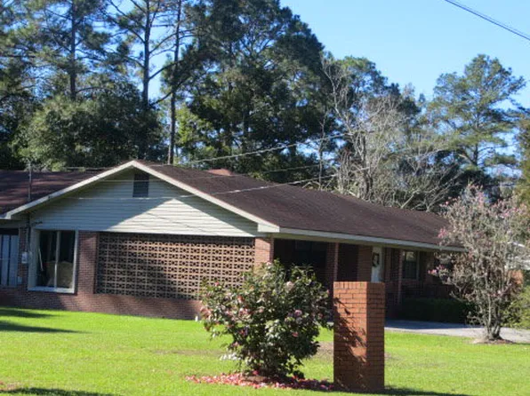 905 W 5th St, Adel, GA 31620