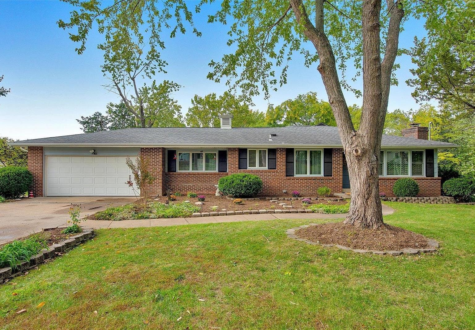4736 Butler Hill Rd, Saint Louis, MO 63128 Zillow