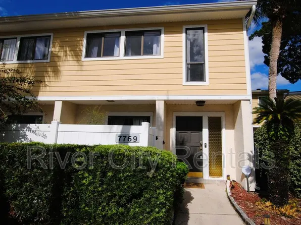 7769 Point Vicente Ct, Jacksonville, FL 32256