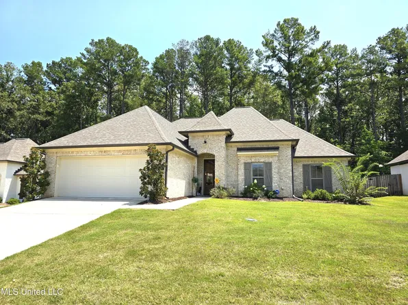 134 Woodburn Way, Pearl, MS 39208