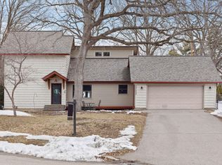 14680 12th Ave N, Plymouth, MN 55447