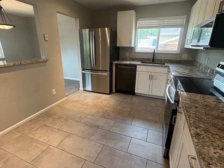 2374 S Kingston St — Photo 21