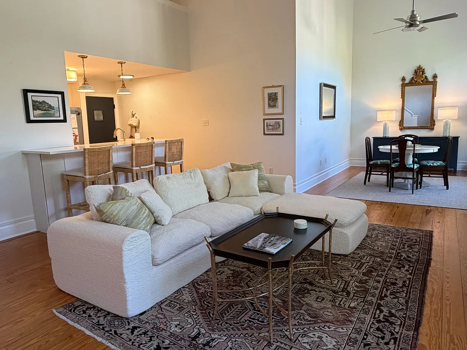 1 bed, 1139 sqft, $2,250 — Photo 2
