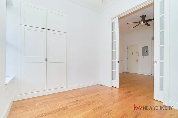 Rented by Keller Williams NYC | media 23