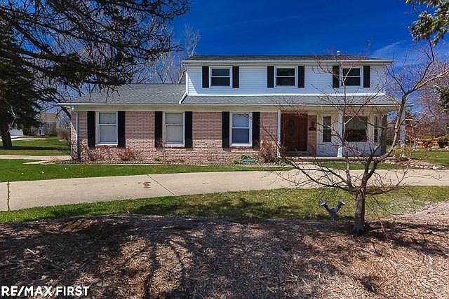 1st image of 4765 Heatherbrook Dr