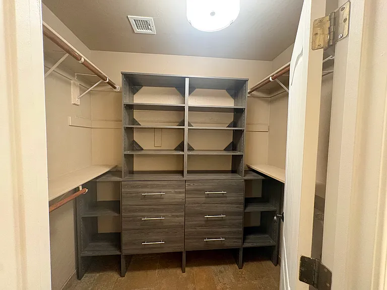 W Oraibi Dr — Photo 10