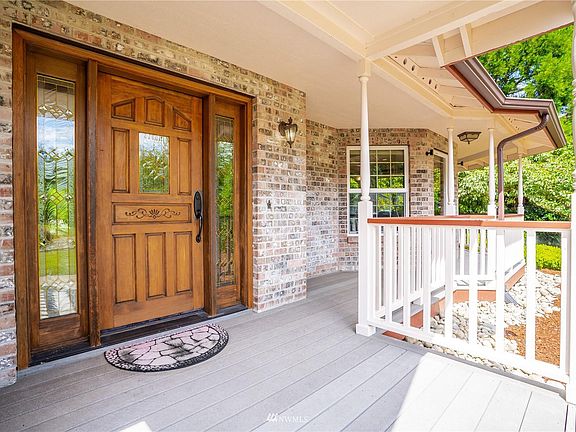 5th image of 2846 Benjamin Ct SE