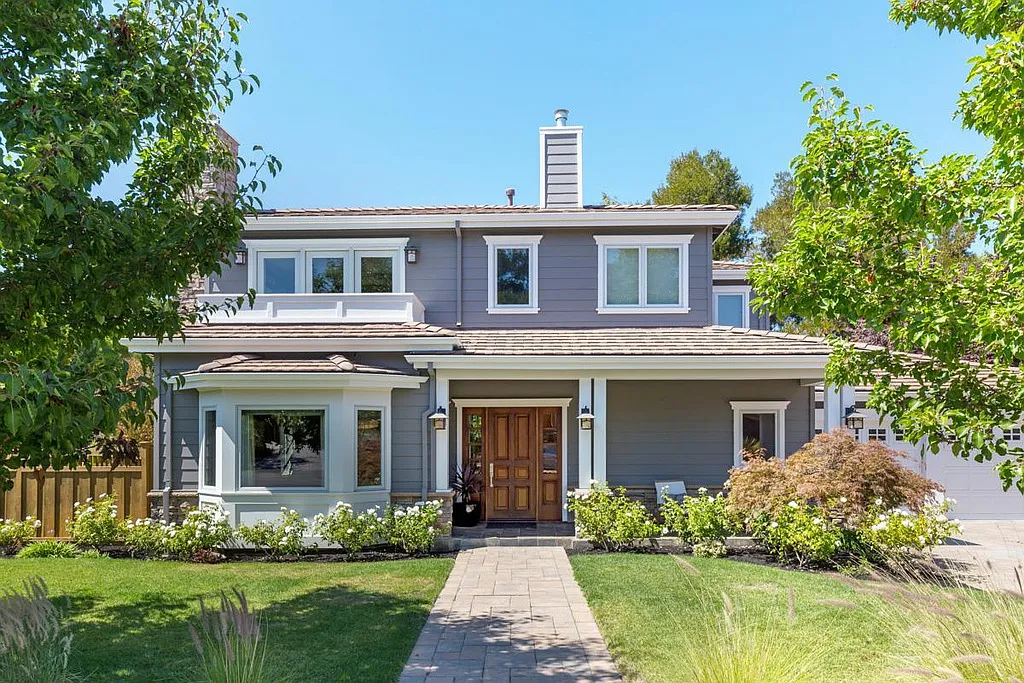 1455 Montclaire Pl photo 1