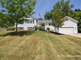 2855 Richmond St NW, Grand Rapids, MI