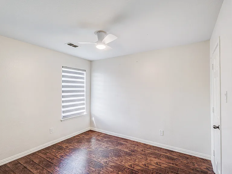 519 Darlene Trl — Photo 22