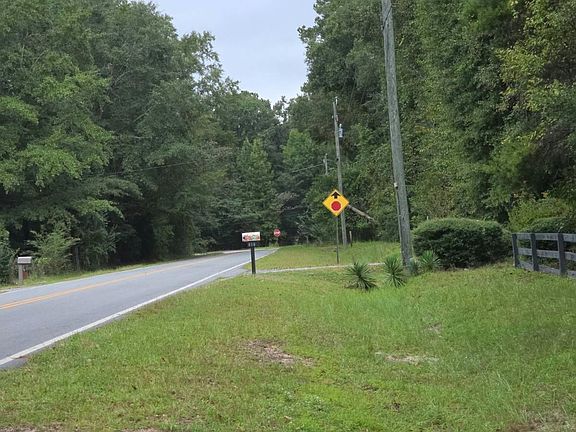 4th image of 872 Henderson Rd
