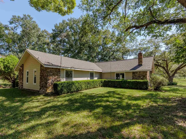 50 W Thompson Rd, Perry, AR 72125